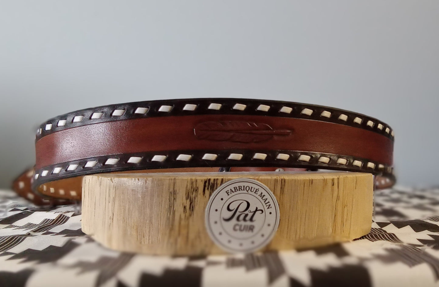 Black/tan belt